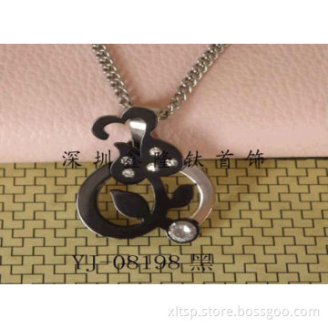 TC68 Black Plating Stainless Steel Crystal Heart Pendant